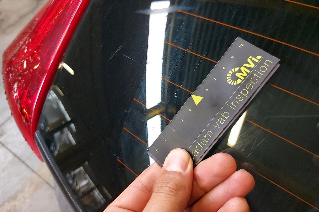 Volvo V40 2016 фото 22