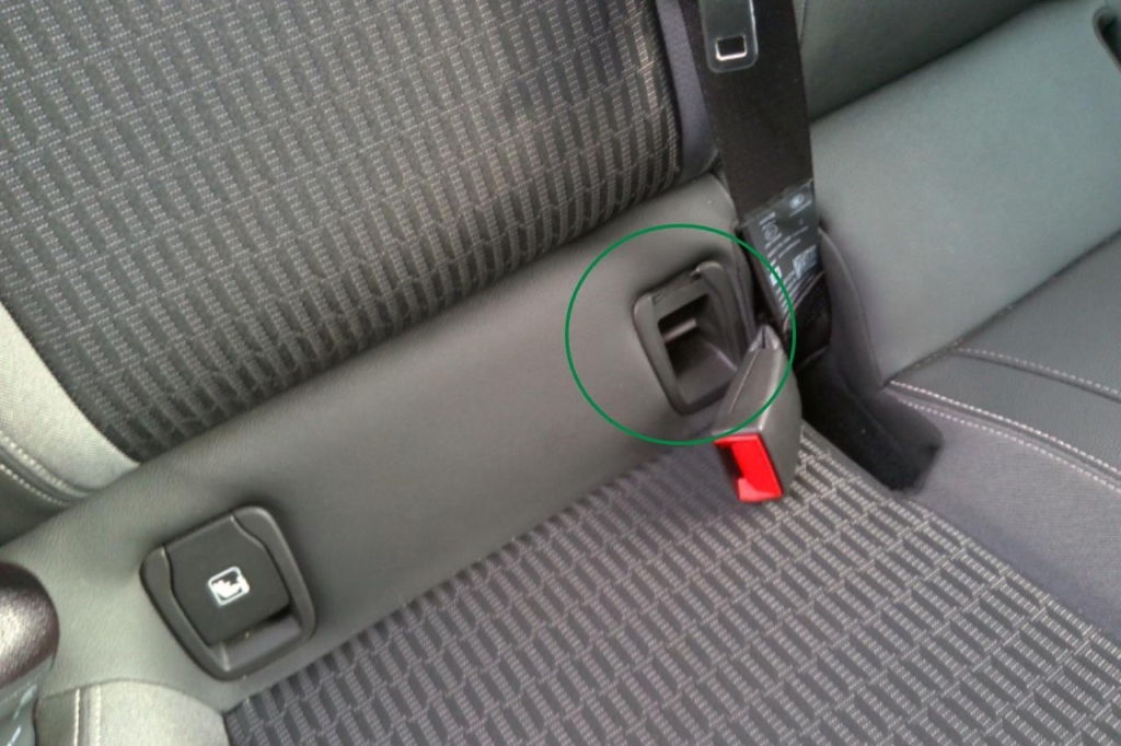 Opel Astra 2020 фото 13