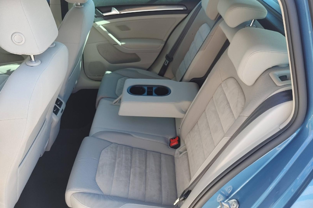 Volkswagen Golf Variant 2013 photo 6