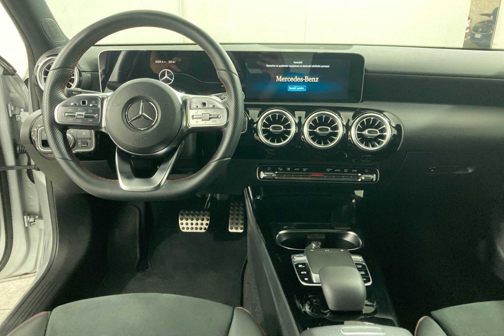 Mercedes-AMG A-Klasse 2018 photo 6