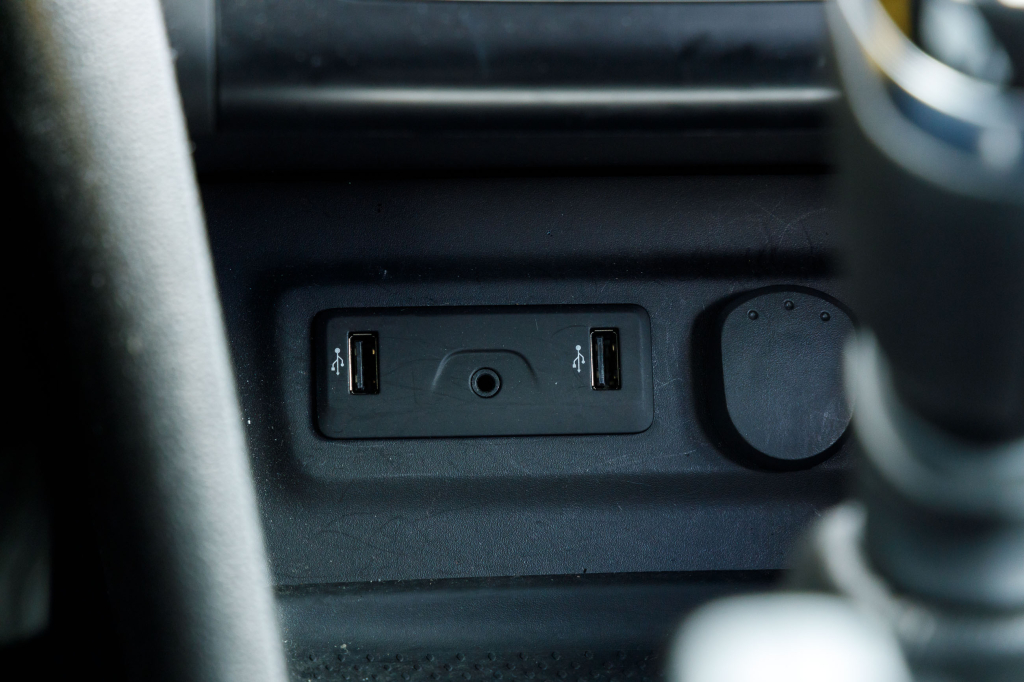 Renault Megane 2016 фото 9