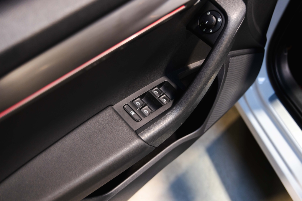 Skoda Octavia 2018 фото 15