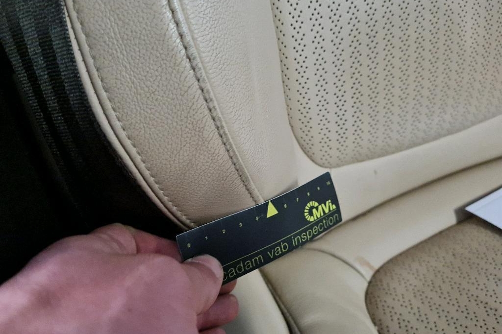 Jaguar XF Sportbrake 2018 photo 8