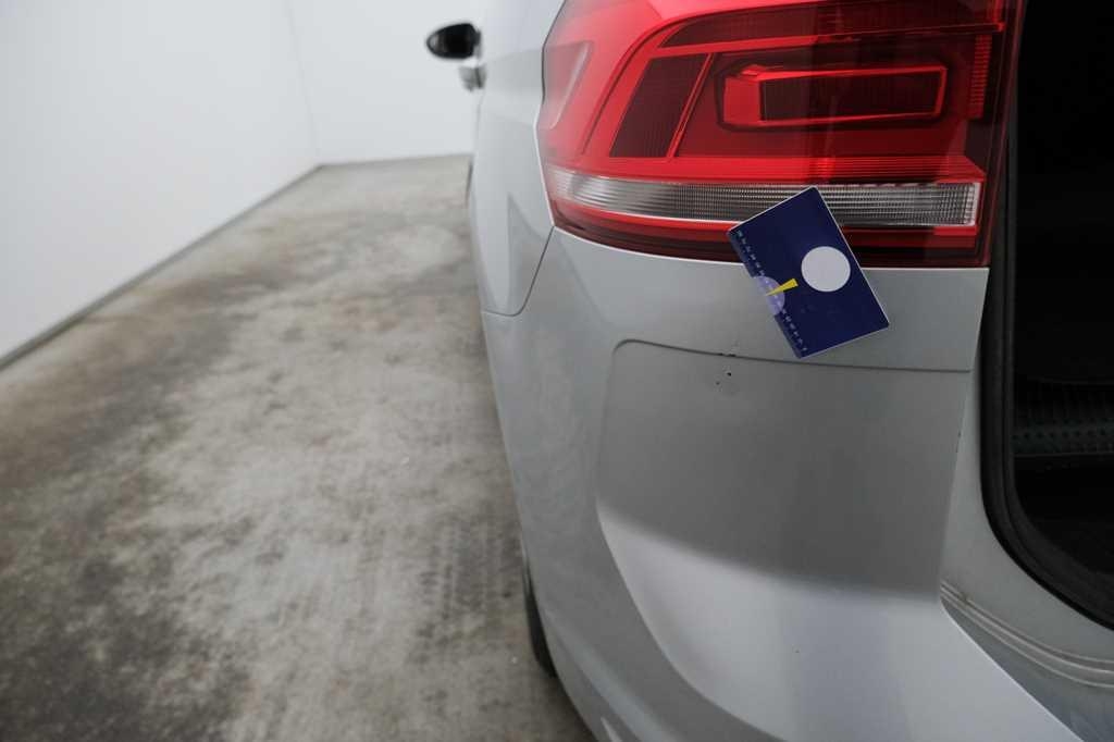 Volkswagen Touran 2018 photo 31