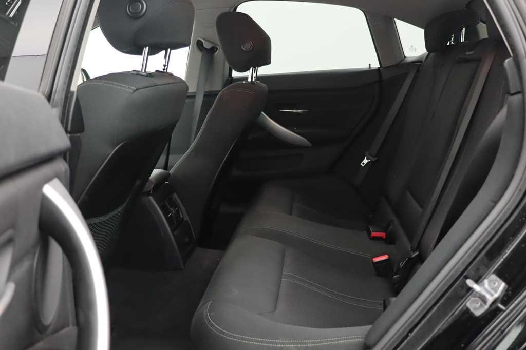 BMW 4er Gran Coupe 2017 фото 1