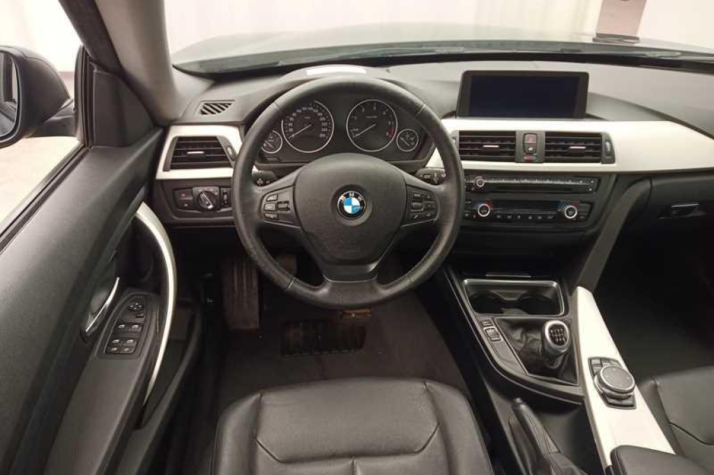 BMW 3er Gran Turismo 2015 photo 2