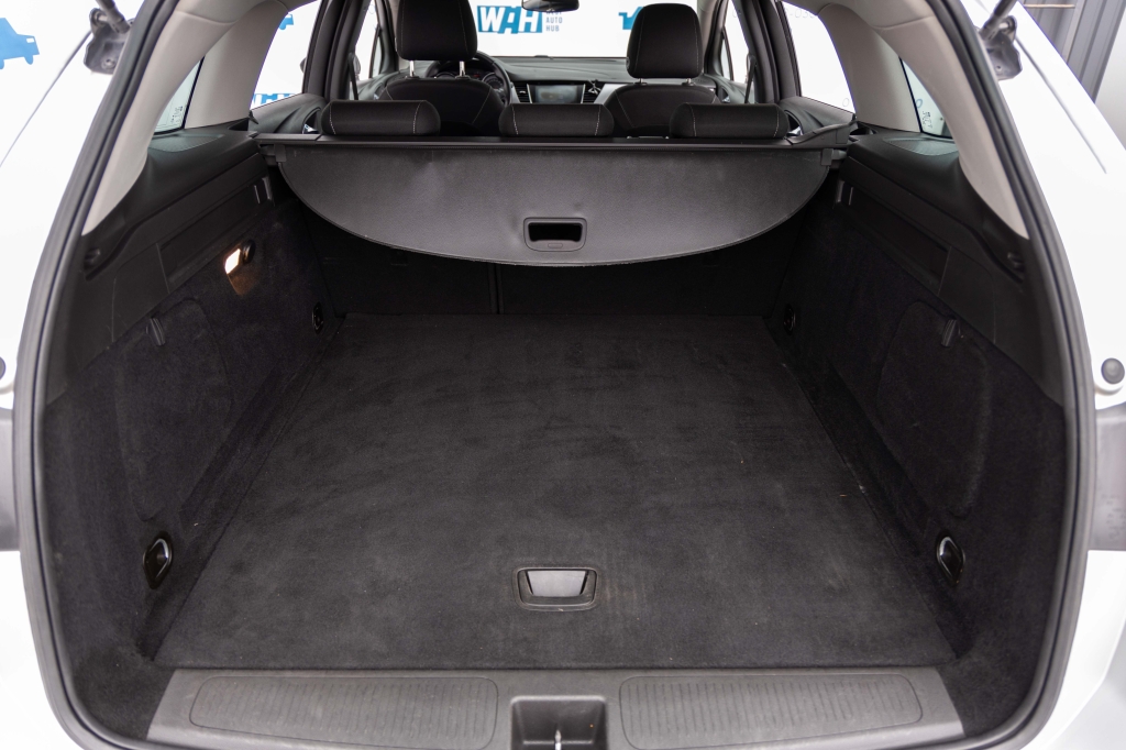 Opel Astra 2017 фото 26