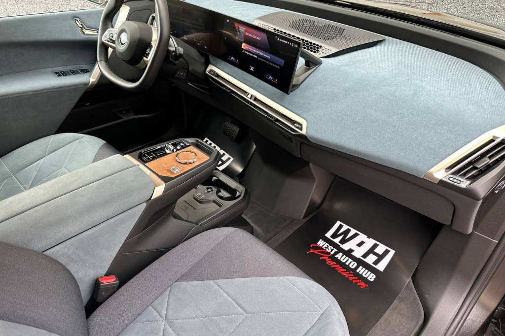 BMW iX 2021 фото 15