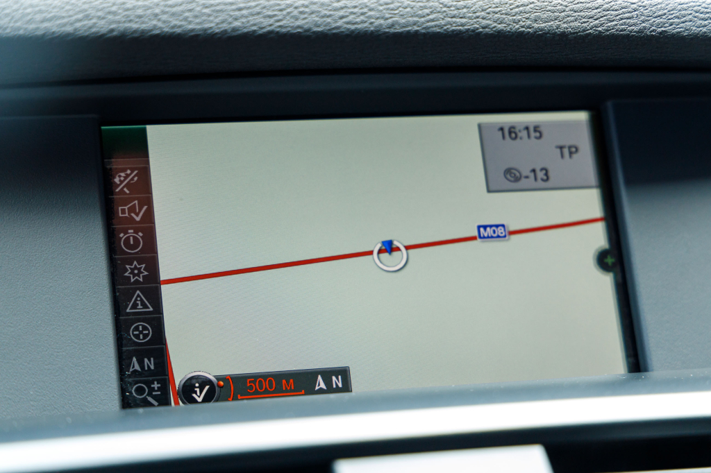 BMW X3 2011 фото 19