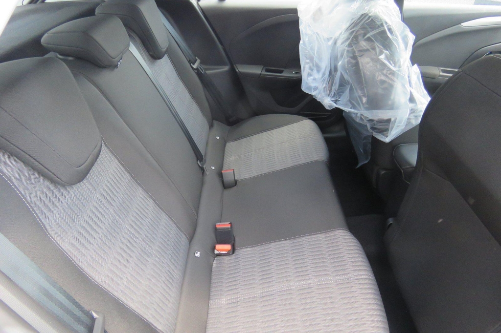 Opel Corsa 2021 фото 1