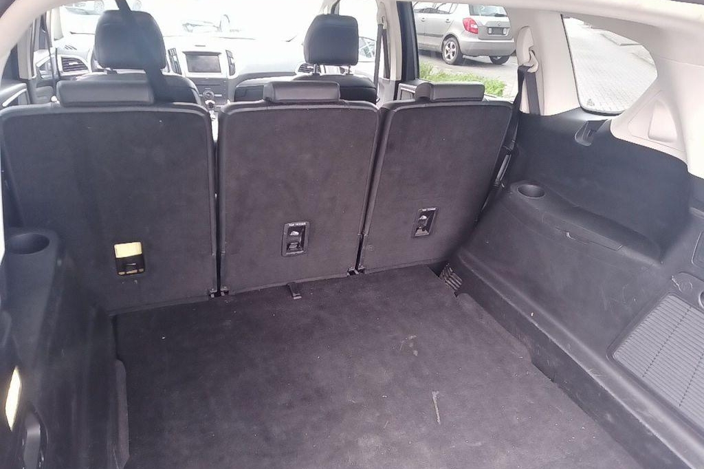 Ford S-Max 2016 photo 13