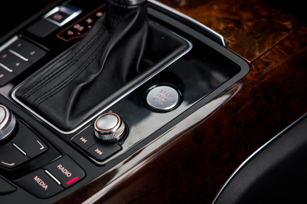 Audi A6 Quattro Premium 2012 photo 21