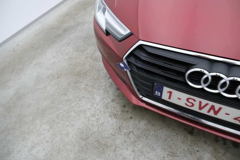 Audi A4 2017 photo 16