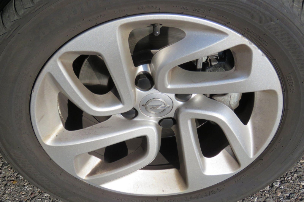 Opel Crossland X 2020 фото 14