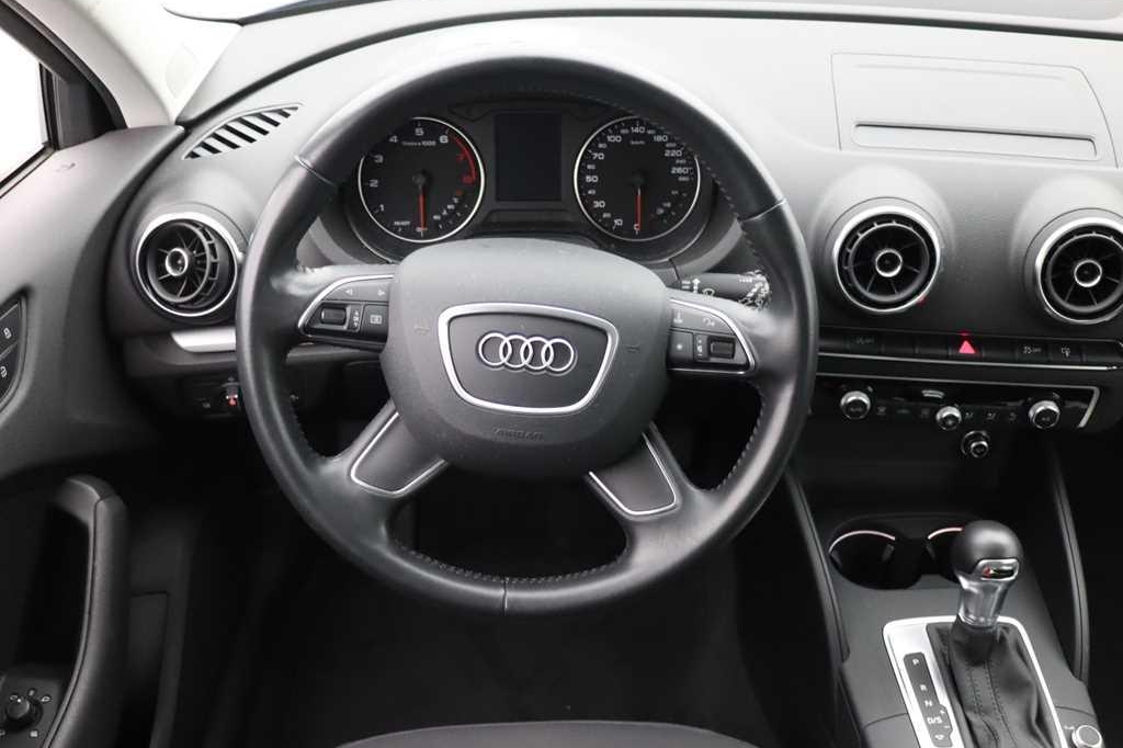 Audi A3 Sportback 2016 фото 4