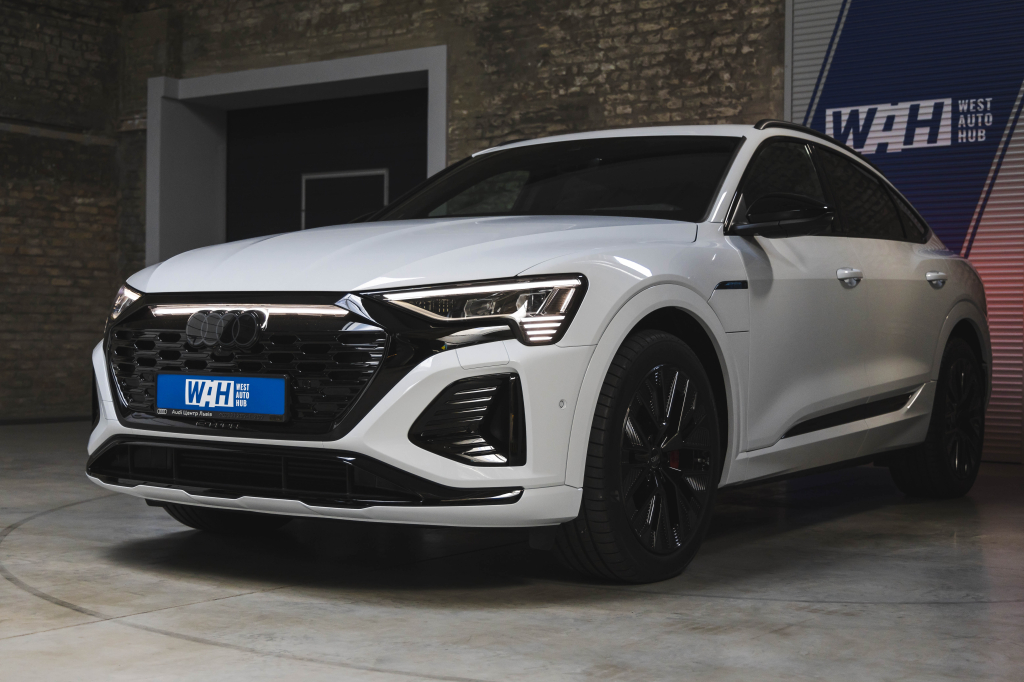 Audi Q8 Sportback e-tron 2023 photo 19