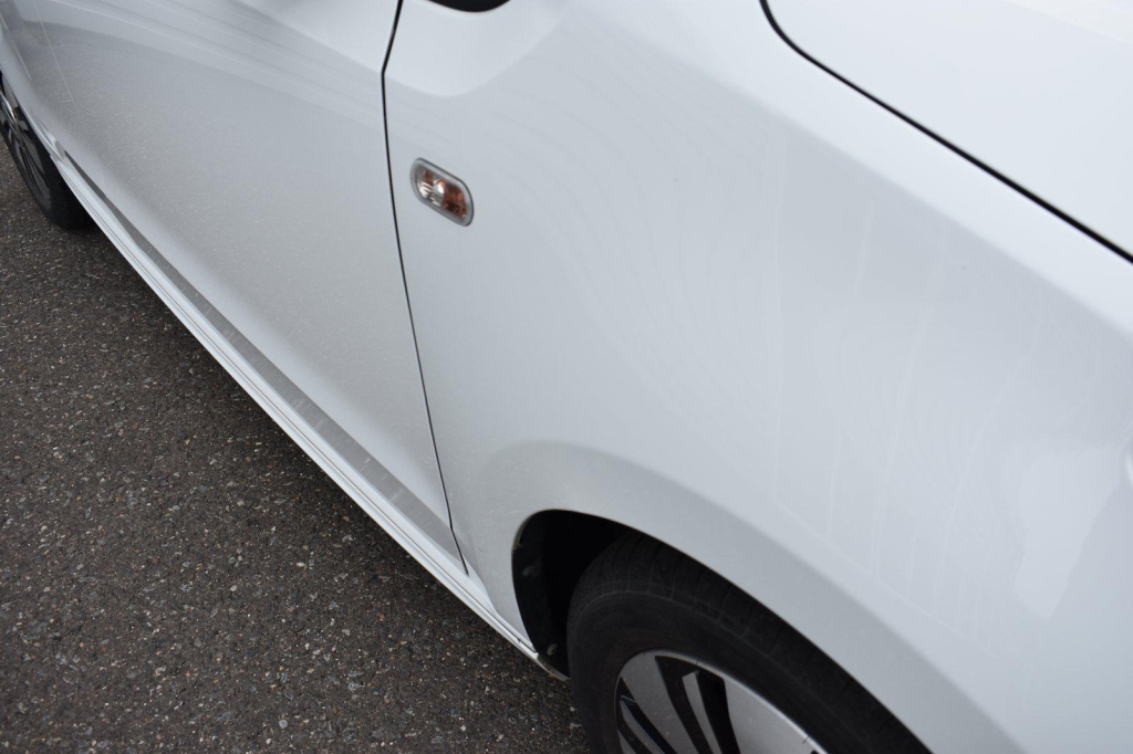 Volkswagen eUp! 2014 фото 19