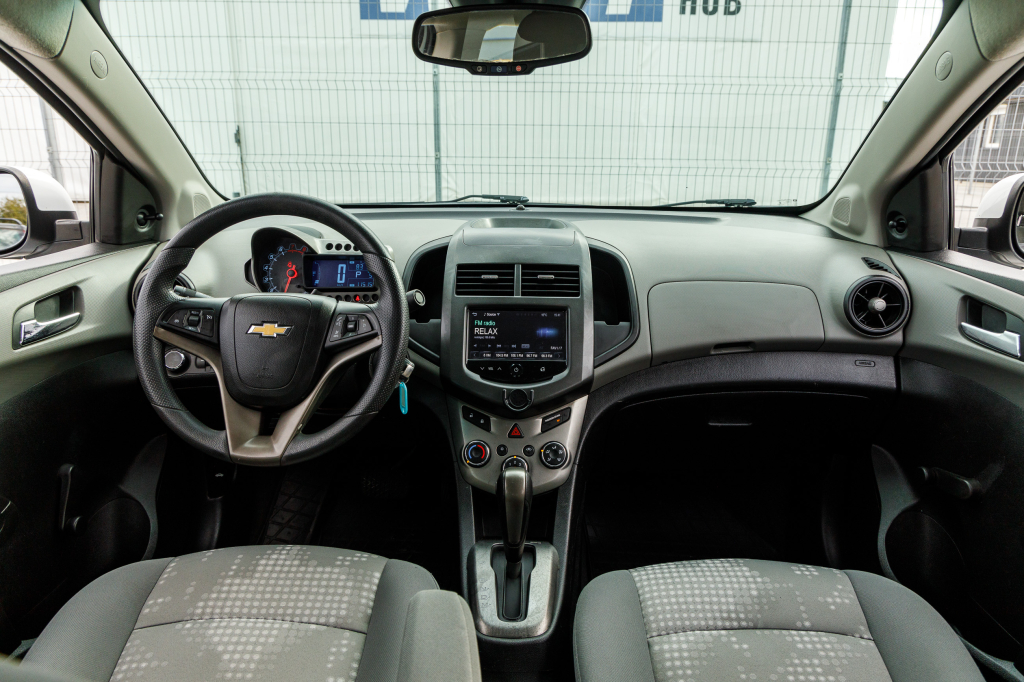 Chevrolet Sonic LS 2013 фото 7