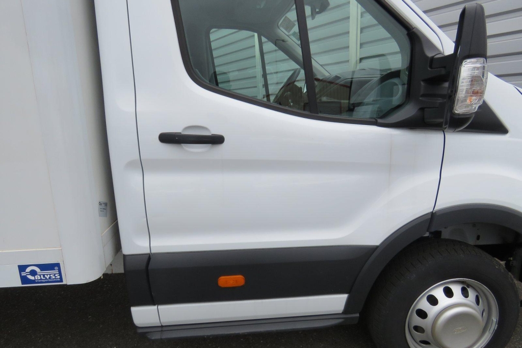 Ford Transit Koffer 2019 фото 24