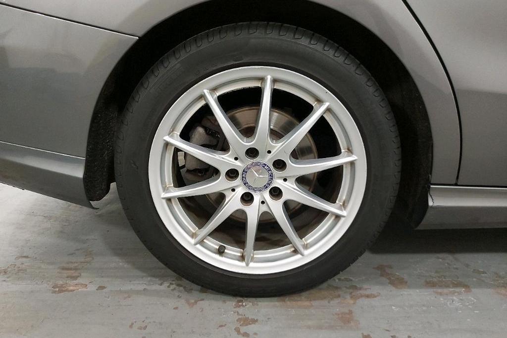 Mercedes-Benz CLA-Klasse 2016 photo 25