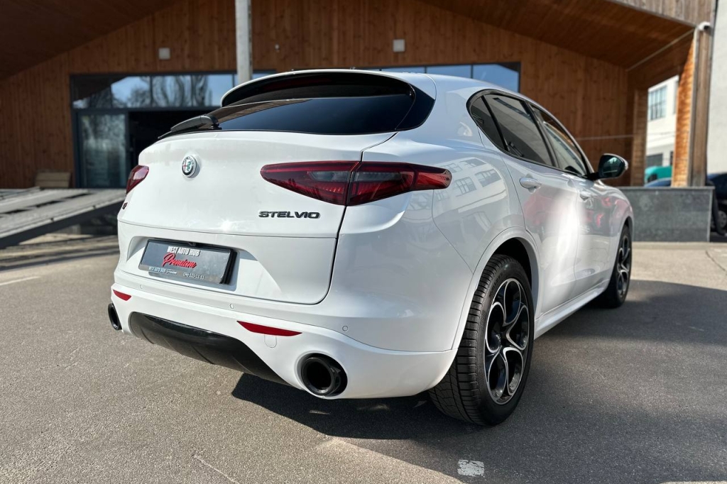 Alfa Romeo Stelvio 2021 photo 6