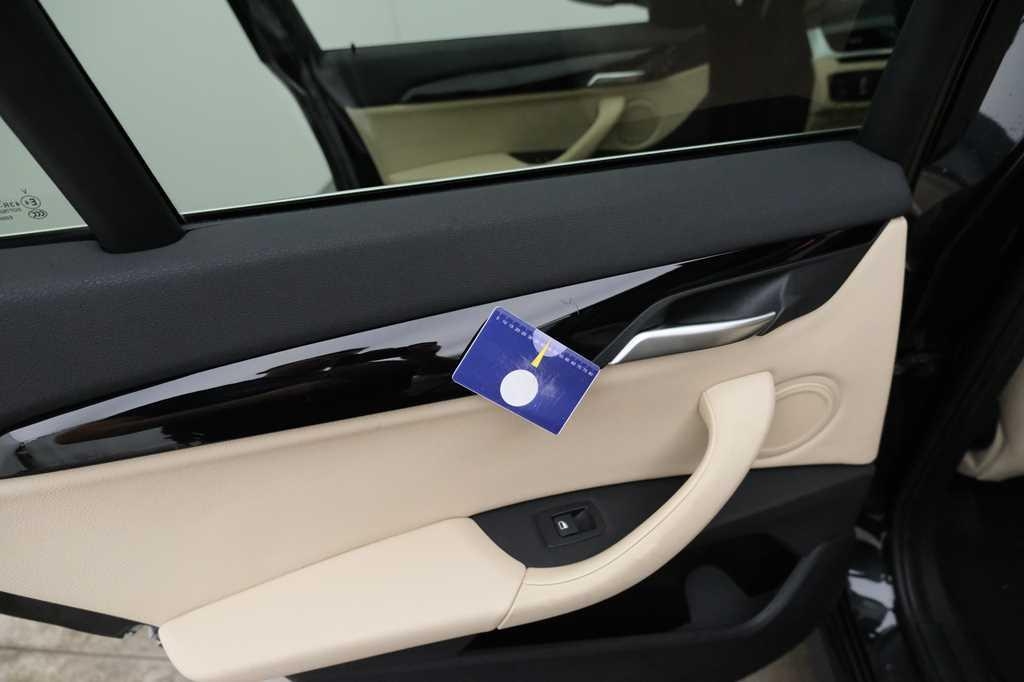 BMW X1 2017 фото 27