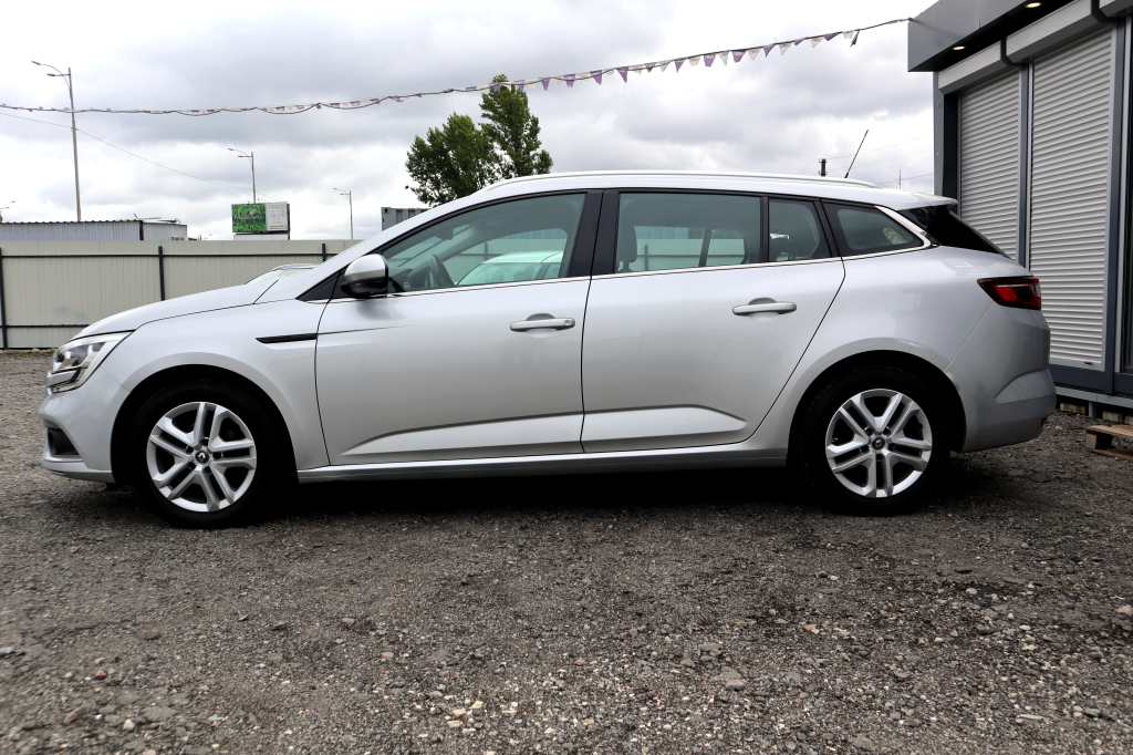 Renault Megane 2017 фото 1