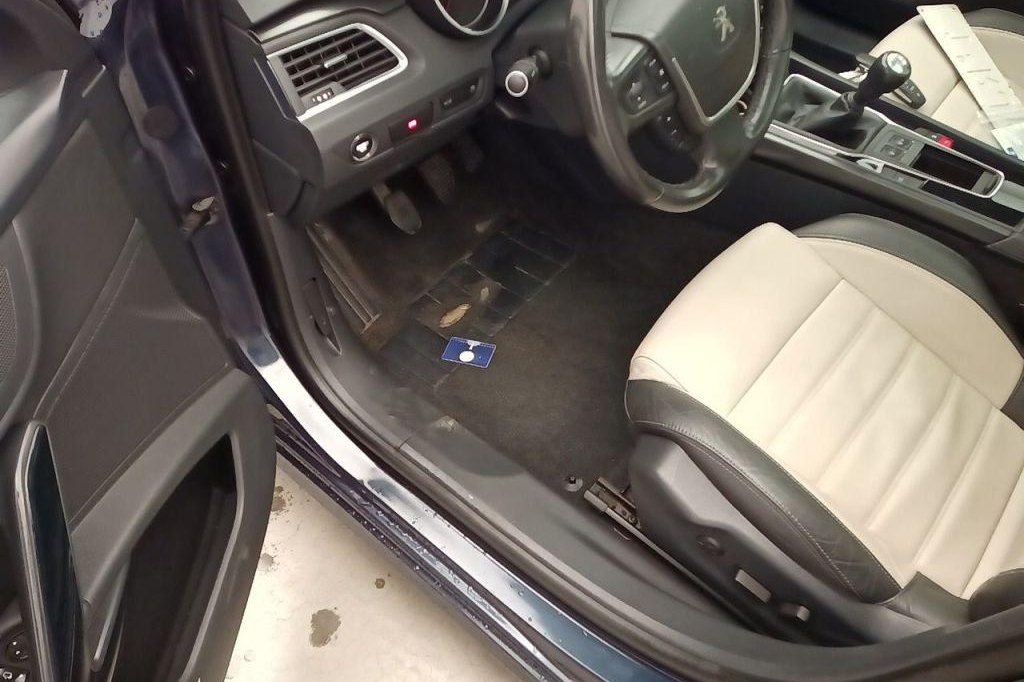 Peugeot 508 SW 2017 photo 19