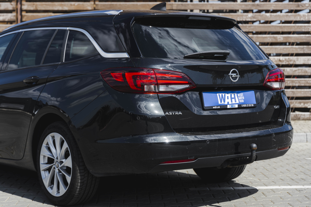 Opel Astra K 2016 фото 10