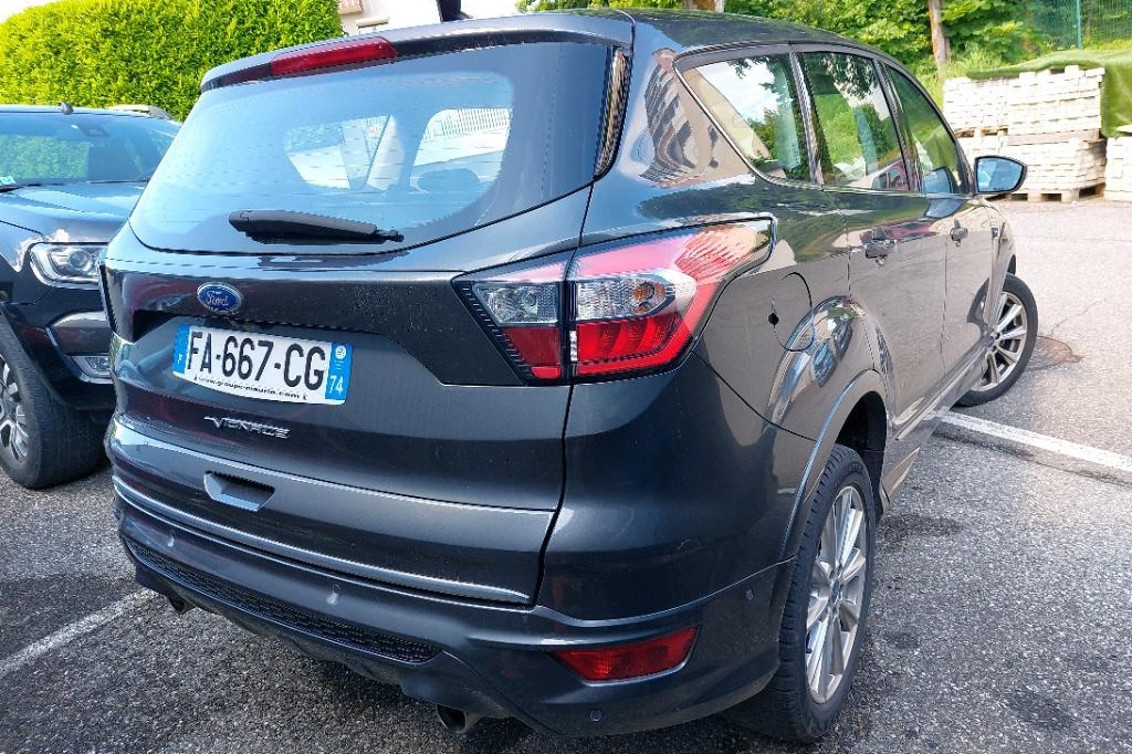 Ford Kuga 2018 photo 2