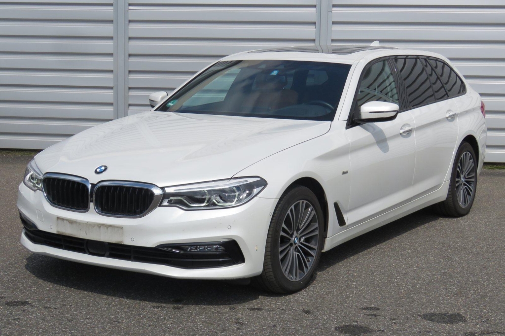 BMW 5er Touring 2018 фото 5