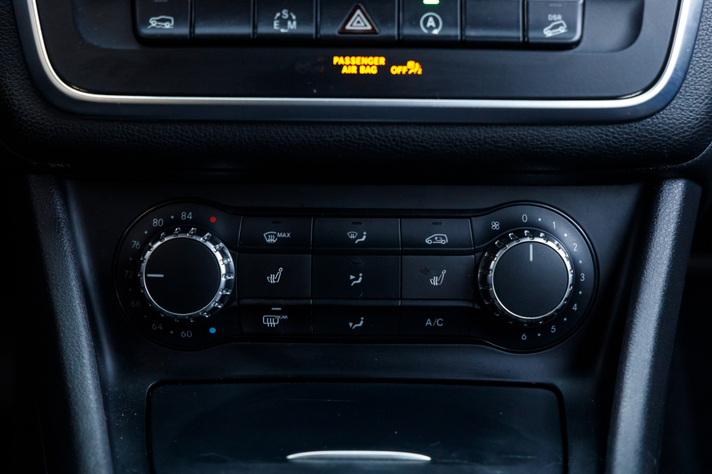 Mercedes-Benz GLA-Class 250 4Matic 2014 photo 22