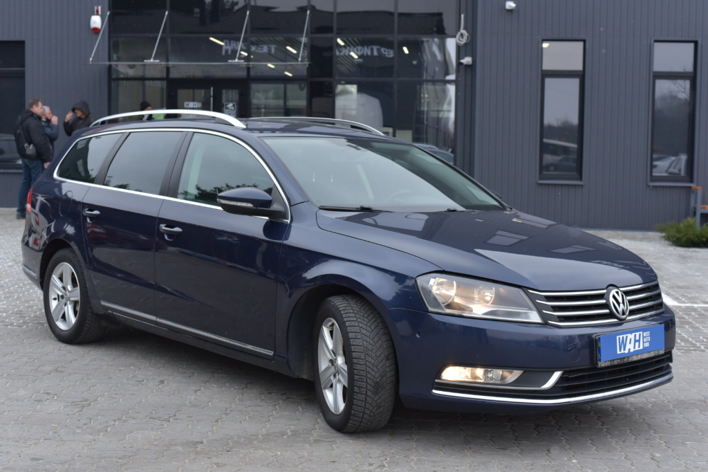 Volkswagen Passat B7 Panorama 2012 photo 2
