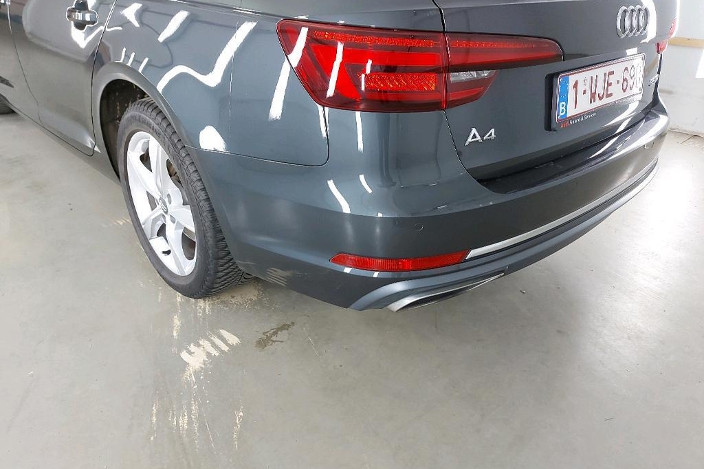 Audi A4 Avant 2019 фото 12