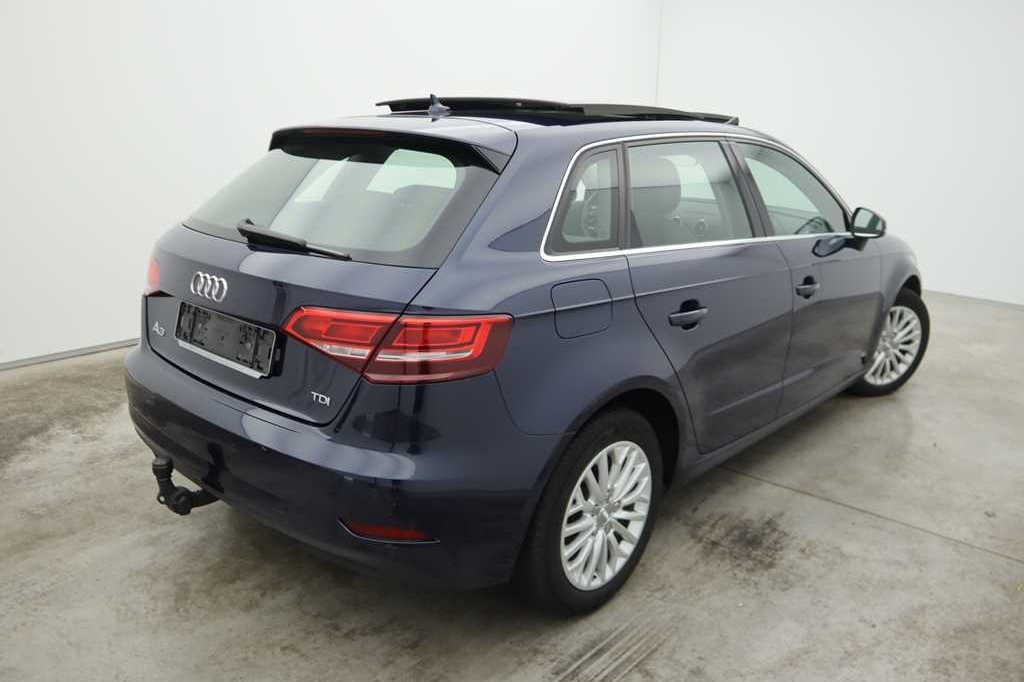 Audi A3 Sportback 2016 фото 3