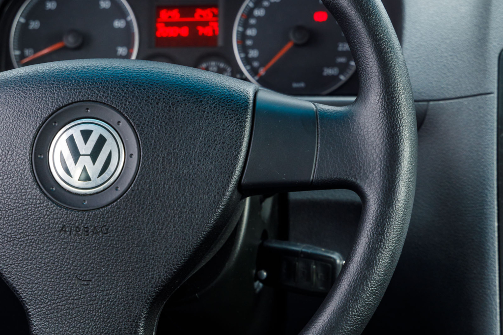 Volkswagen Caddy пасс. Life 2006 photo 9