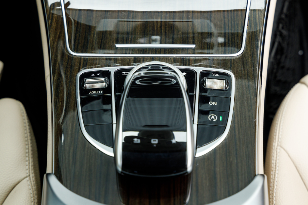 Mercedes-Benz C 300 2014 photo 9