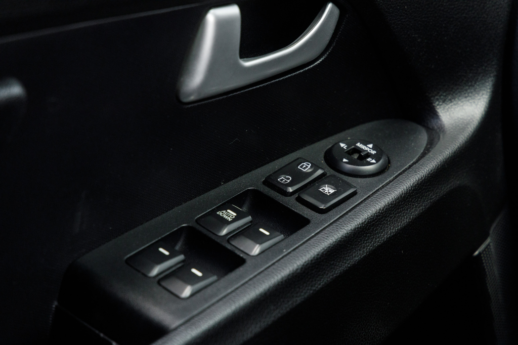 Kia Sportage III  2012 photo 18