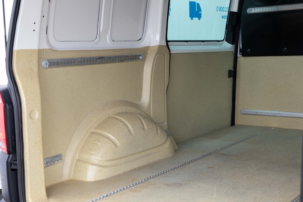 Volkswagen Transporter 2017 фото Volkswagen Transporter 2017 фото 26