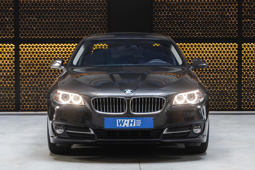 BMW 5 Series 2015 фото 2