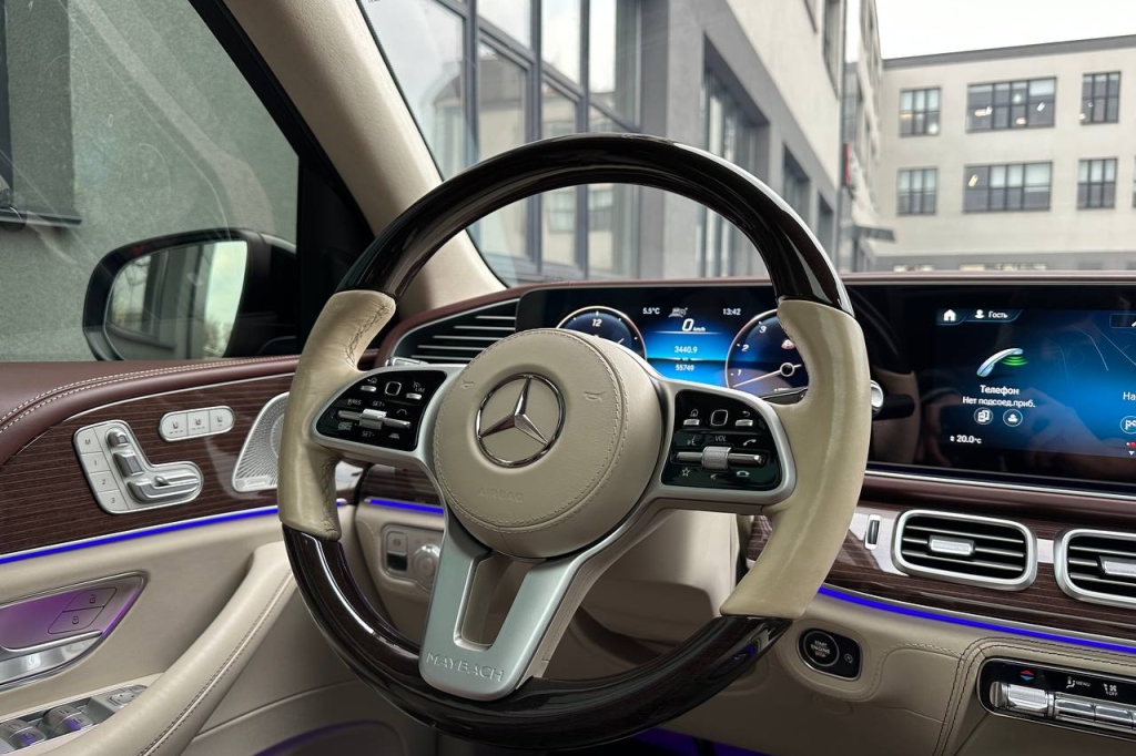 Mercedes-Benz Maybach 2021 фото Mercedes-Benz Maybach 2021 фото 31
