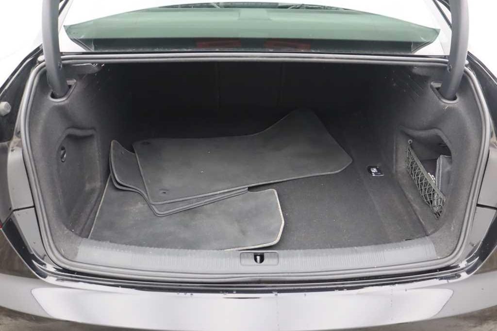 Audi A4 2019 photo 5