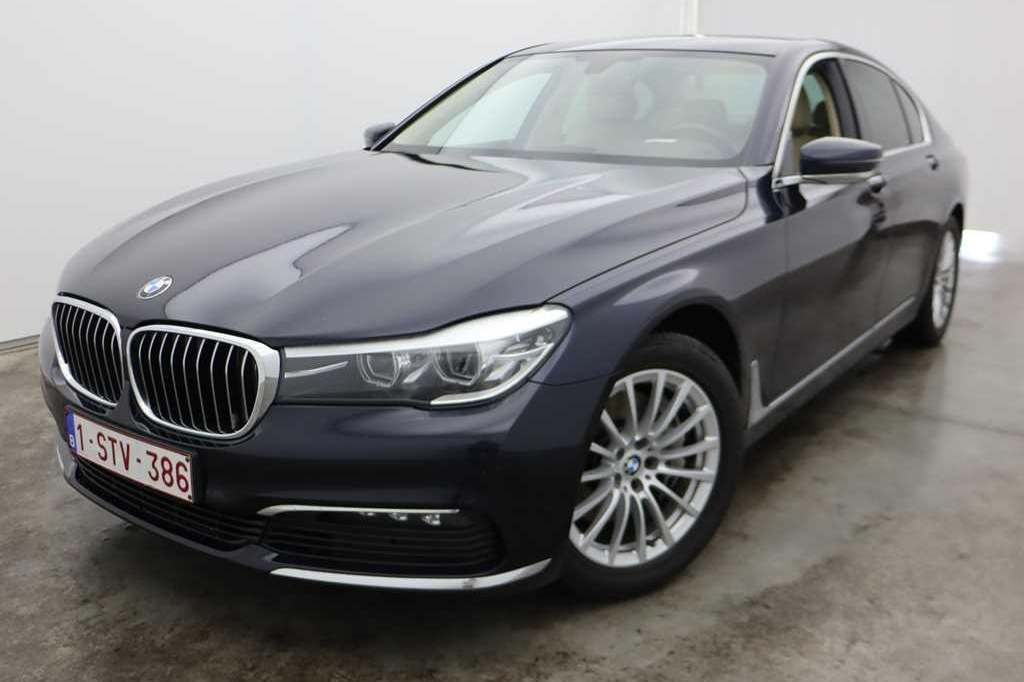 BMW 7 Series 2017 фото 2