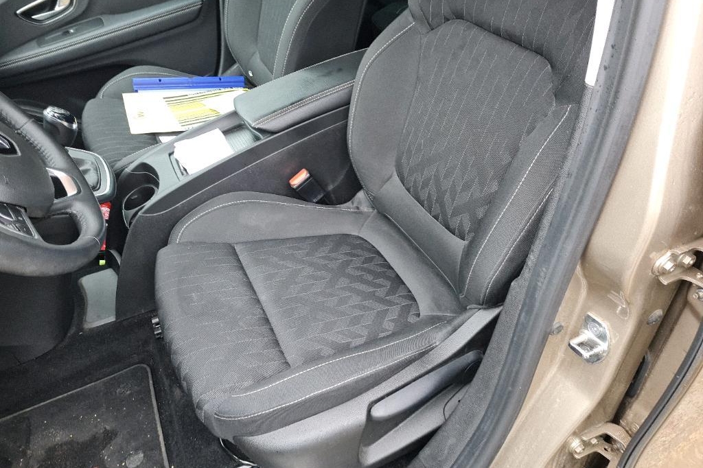 Renault Grand Scenic 2018 photo 8