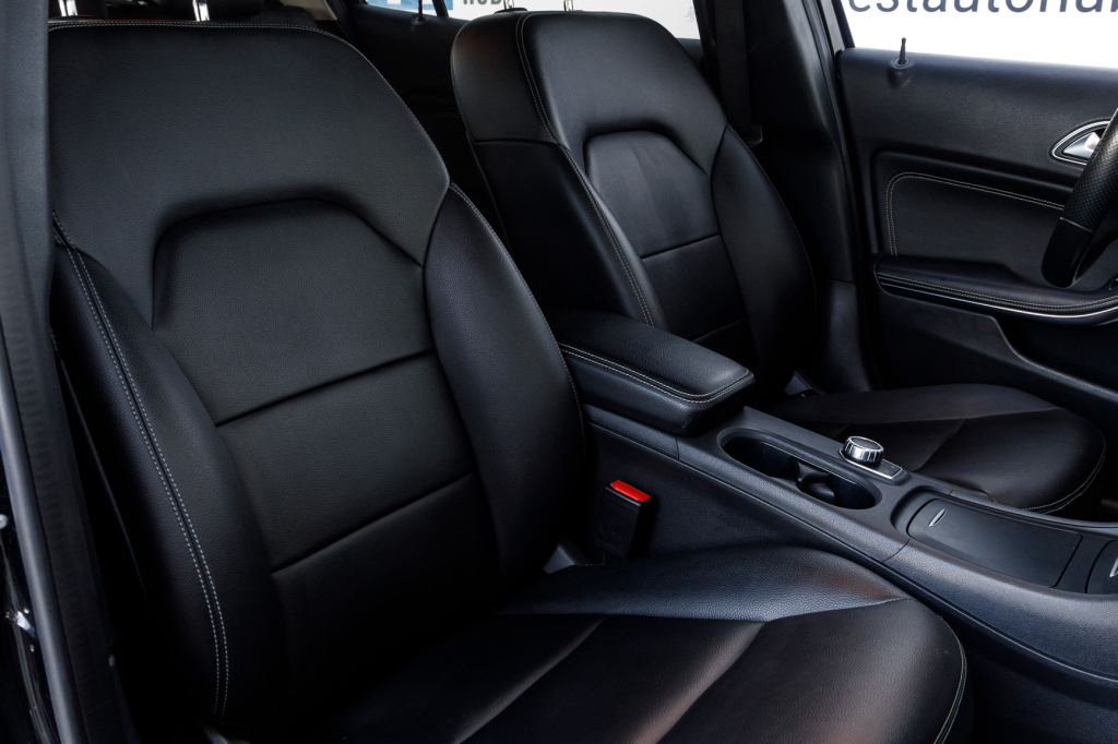 Mercedes-Benz GLA-Class 250 4Matic 2014 photo 26