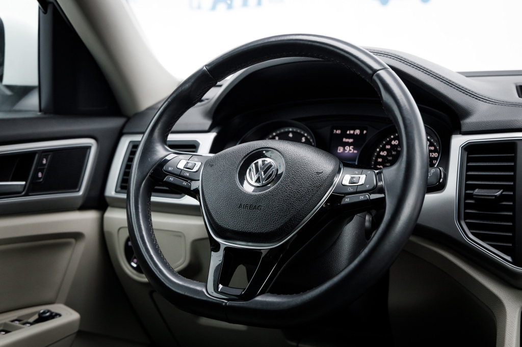 Volkswagen Atlas SE 2017 фото Volkswagen Atlas SE 2017 фото 15