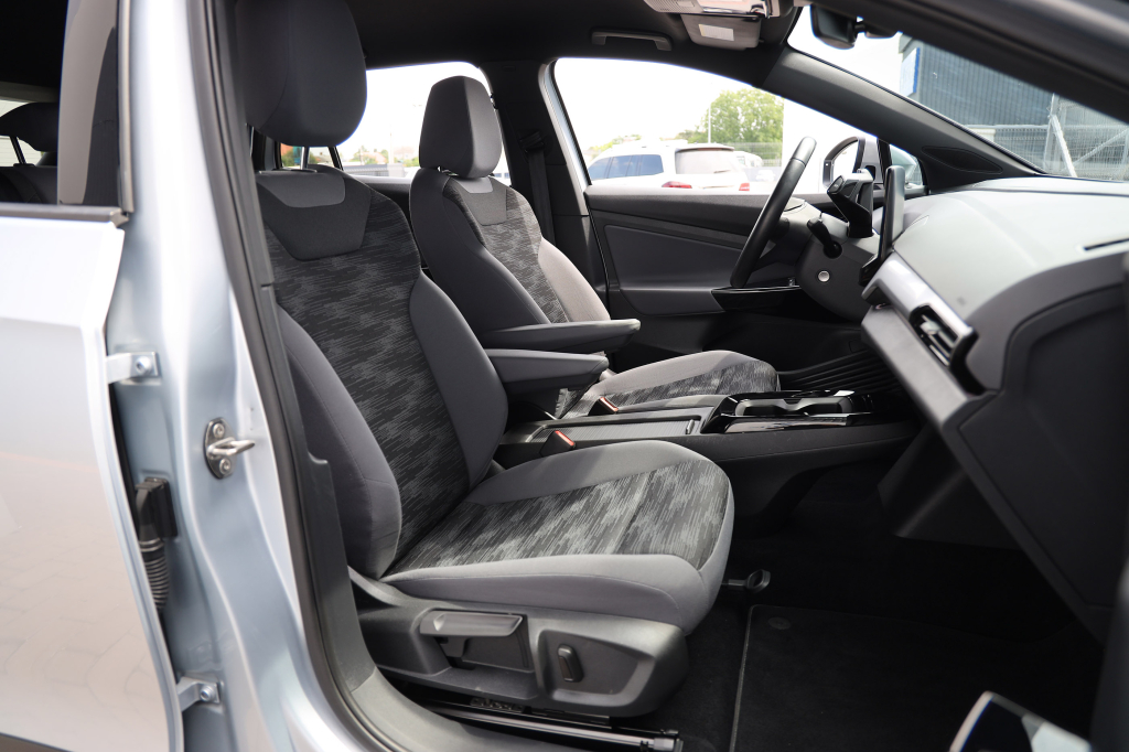Volkswagen ID.4 PRO 2021 фото 42