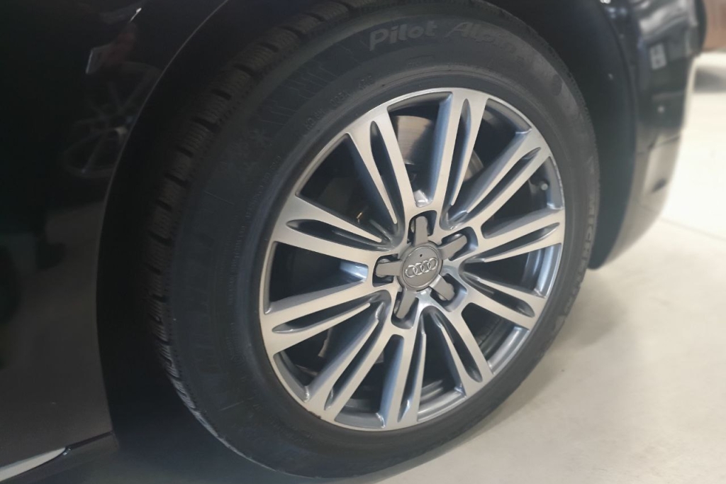 Audi A8 Long Security VR9 Quttro 2015 photo 26