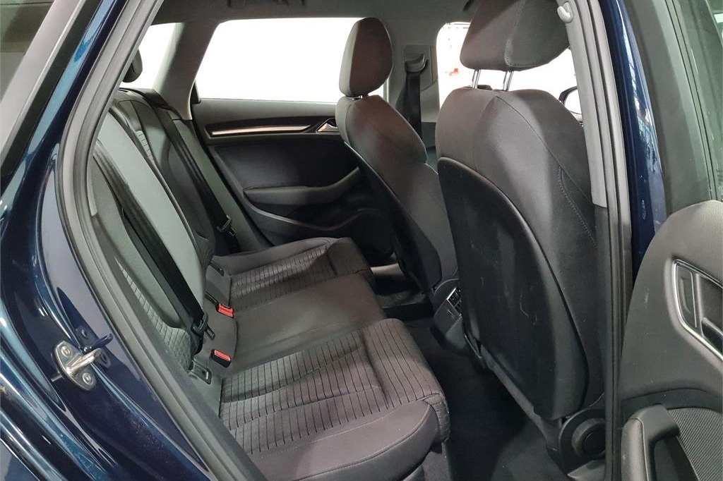 Audi A3 Sportback 2017 фото 3