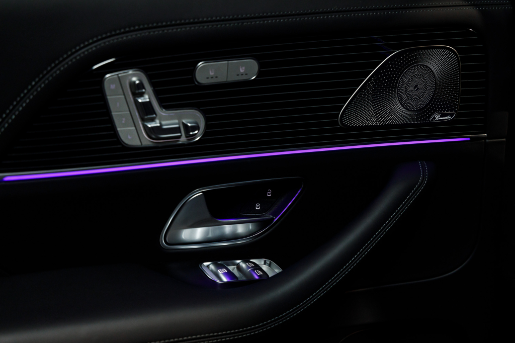 Mercedes-Benz Maybach GLS 600 2022 photo 33